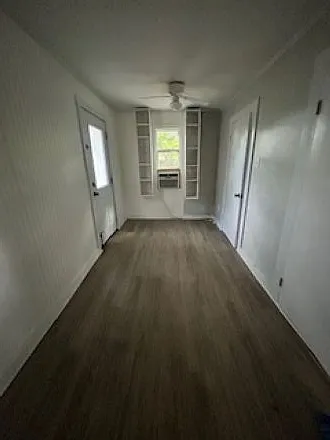 208 Tours St — Photo 13