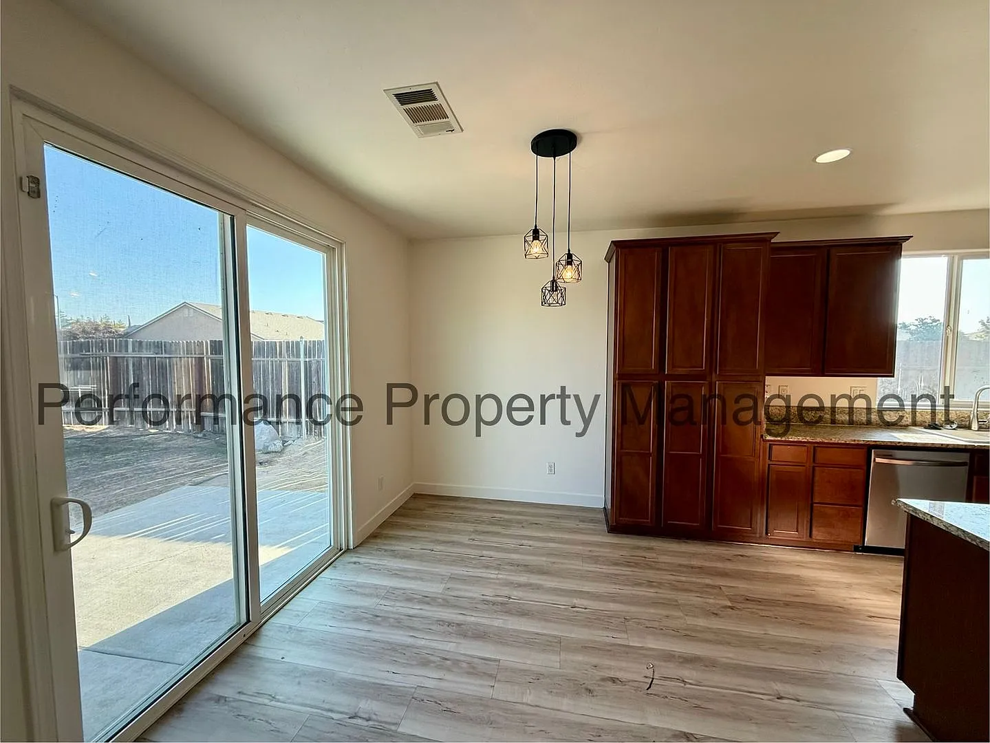 Cute 4 Bed/2 Bath NW Bakersfield Home w/ RBP & Deposit Alternative Option — Photo 4
