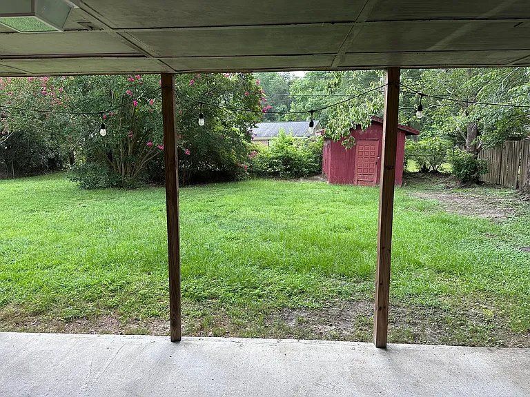 106 Middleton Dr — Photo 17
