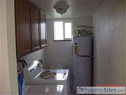 2nd image of 1208 S Yew St