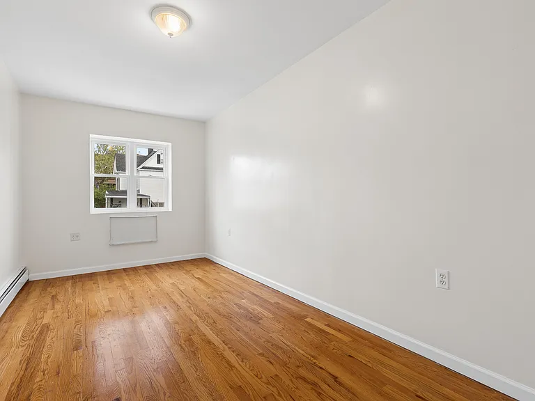 735 E 229th St #2 — Photo 8