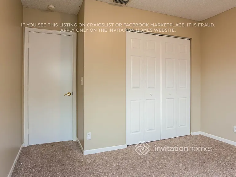 7697 Springfield Lake Dr — Photo 15
