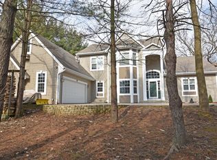 S62W35466 Piper Rd, Eagle, WI 53119