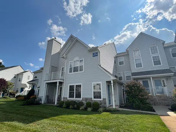 1002 Squirrel Rd, Marlton, NJ 08053