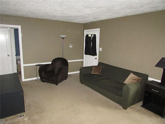 5th image of 2425 Marcia Blvd