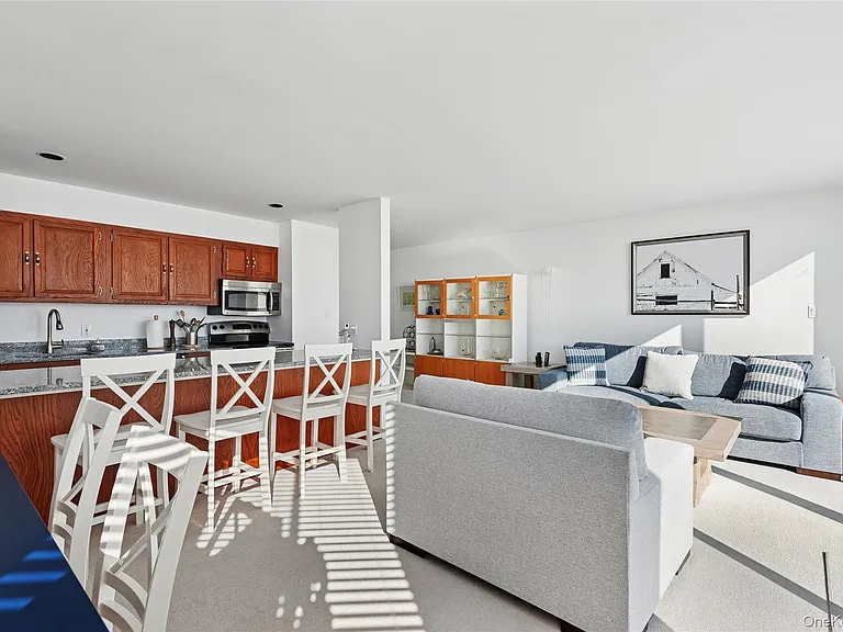 259 Dune Rd #137 — Photo 5
