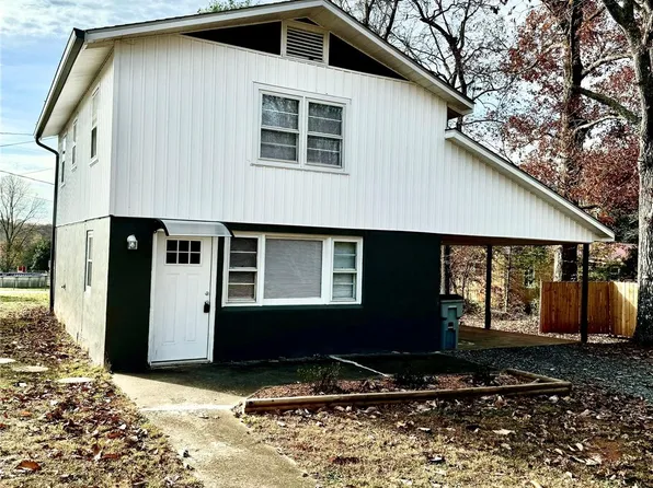 801 Stallings Pl SW, Lenoir, NC 28645