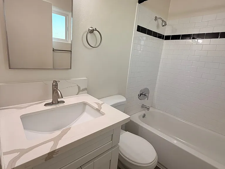 18605 Clark St — Photo 28