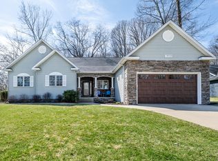 1410 Whispering Trl, Benton Harbor, MI