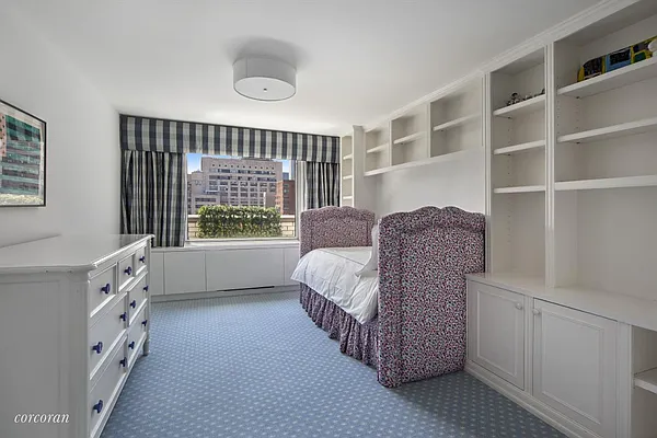 Sold by Corcoran | media 24