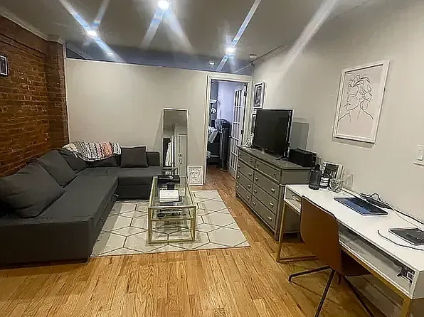 173 Ludlow St APT 2C, New York, NY 10002