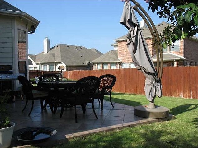 2nd image of 6520 Briar Lake Trl