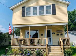 209 N Huron Ave, Mackinaw City, MI 49701