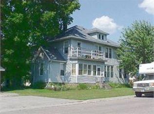 1103 4th St NW, Faribault, MN 55021