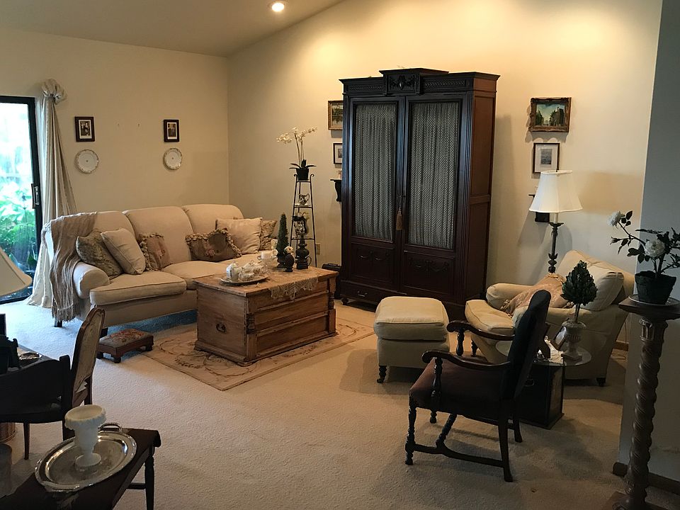 Formal Living Room