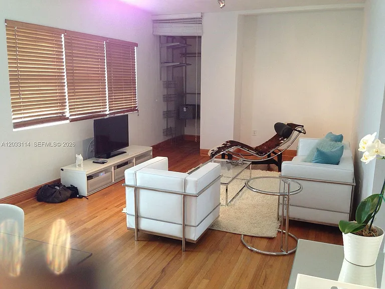 1100 Venetian Way #2B — Photo 13
