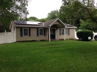 29 Judith Dr, Coram, NY 11727