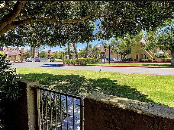 3rd image of 4901 S Calle Los Cerros Dr S #167