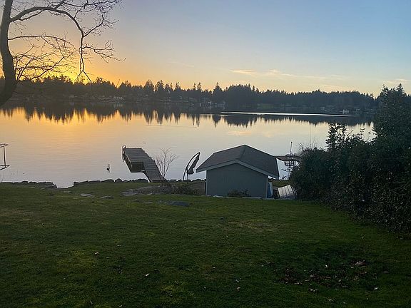 Large shed for water toys