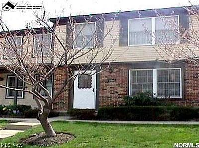 1st image of 7384 Willowrun Dr #12E