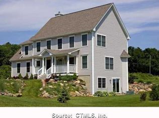 8 Ferguson Way, Ellington, CT 06029