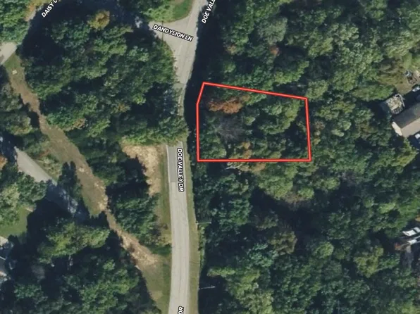 794 Doe Valley Pkwy W, Brandenburg, KY 40108