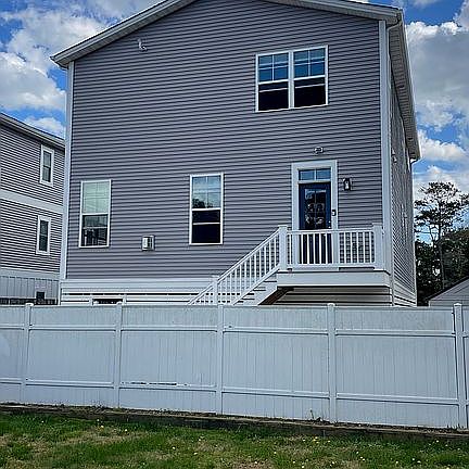 2nd image of 111 Houston St