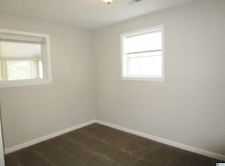 1006 Hillcrest Dr, Bessemer, AL 35022