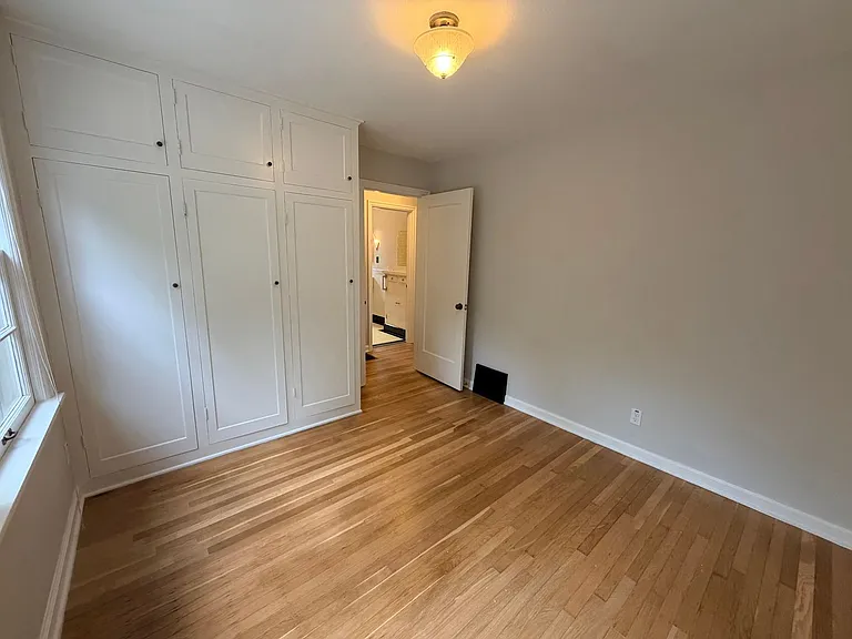 1717 SE 31st Ave — Photo 8