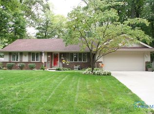 3907 Woodhurst Dr, Toledo, OH 43614