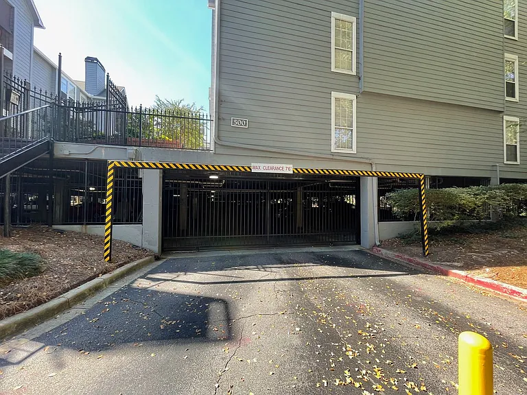 524 Granville Ct — Photo 19
