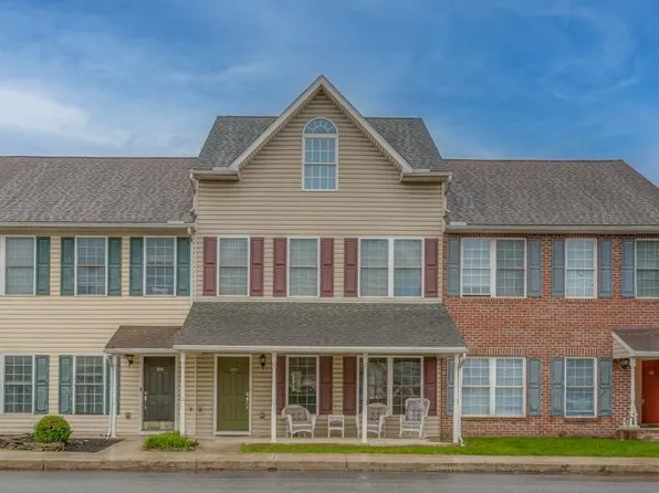102 S Earl St, Shippensburg, PA 17257
