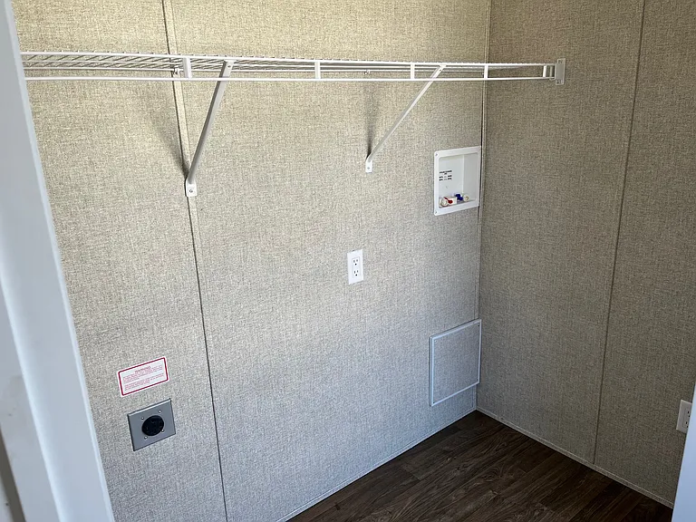 Valley Estates — Photo 22