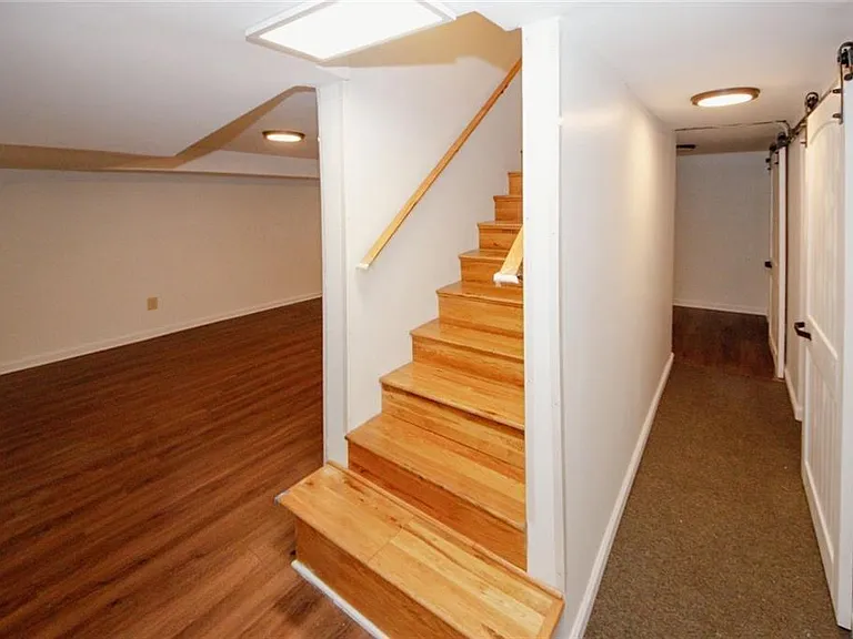 895 Durant Pl NE — Photo 20