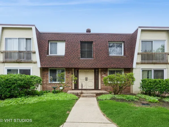 3026 Roberts Dr APT 4, Woodridge, IL 60517