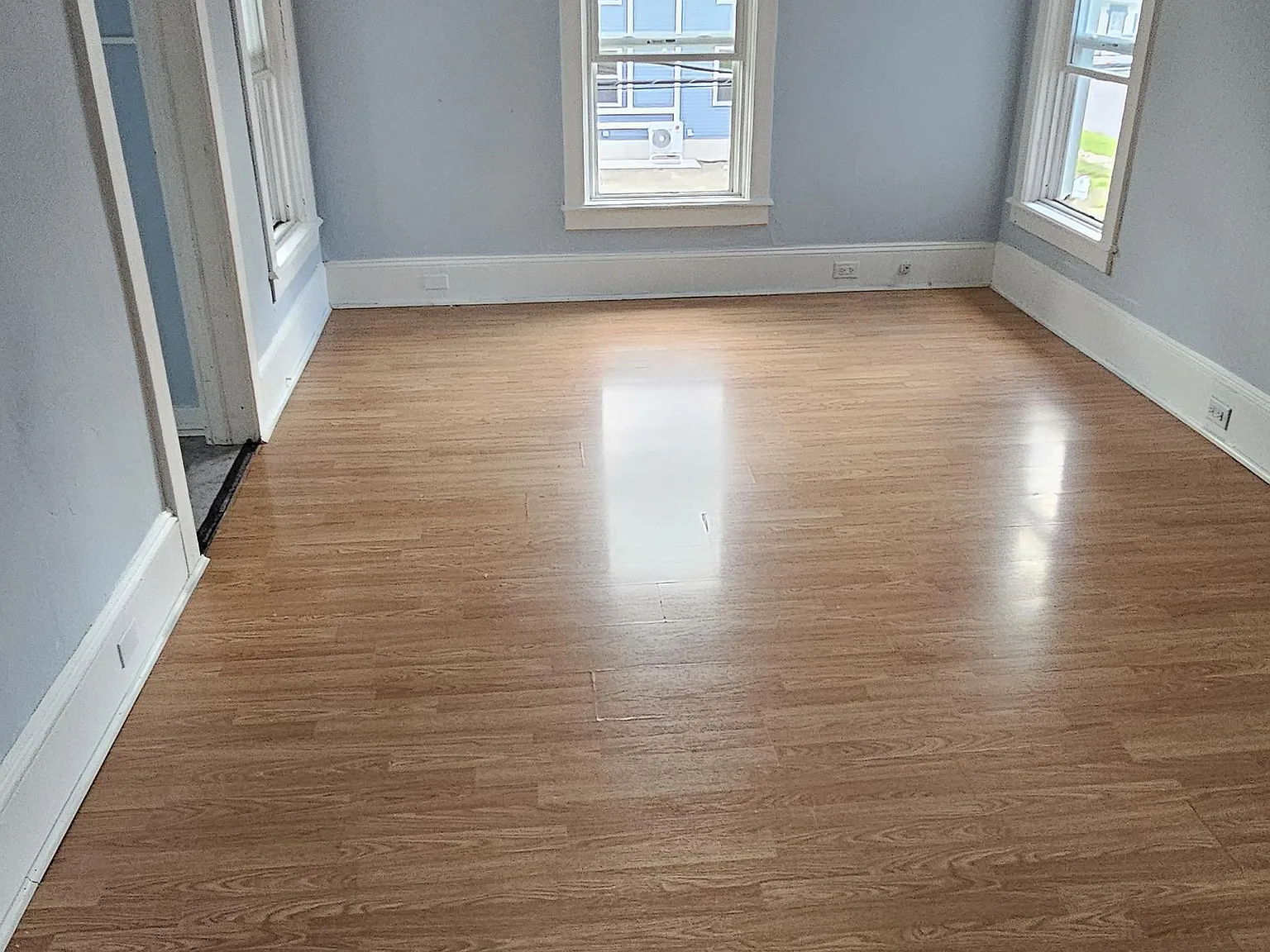 1 bed, 900 sqft, $1,150 — Photo 2