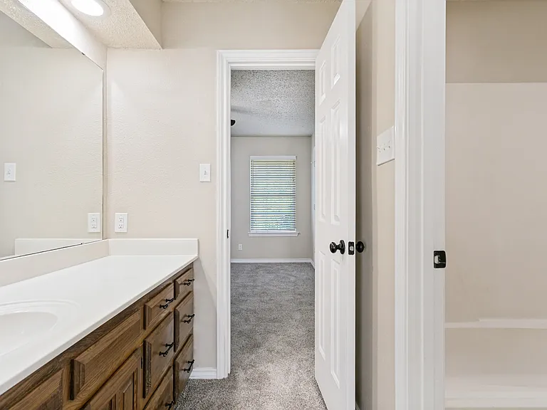2306 Birchbrook Ct — Photo 14
