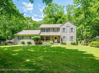 35 Hemlock Dr, New Egypt, NJ