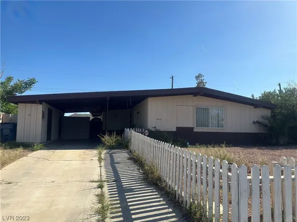 2313 E McWilliams Ave, Las Vegas, NV 89101