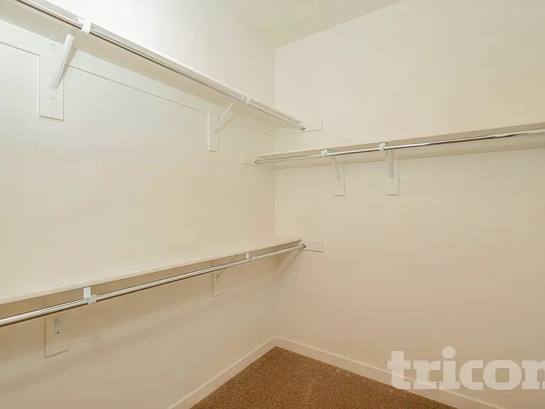 10571 Vina Ct — Photo 8