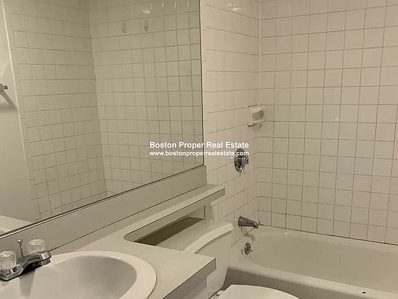 1742 Washington St. #1 Boston - South End Unit Photo 5 (1)