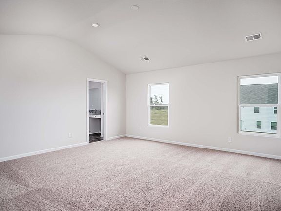 5th image of 111 Sundew Rd