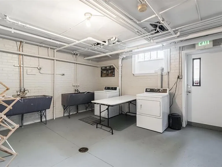 931 N Emerson St #9 — Photo 19
