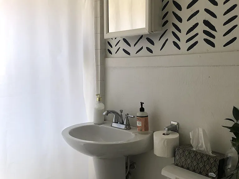 1416 S Lorenzo Ave #4 — Photo 9