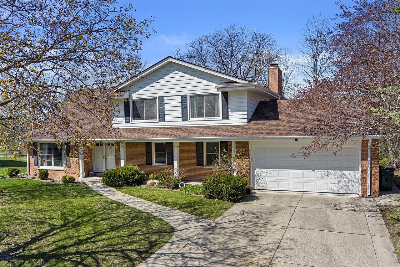 3404 West Colette COURT