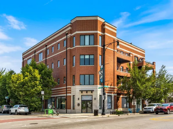 4805 N Claremont Ave Unit 302, Chicago, IL 60625