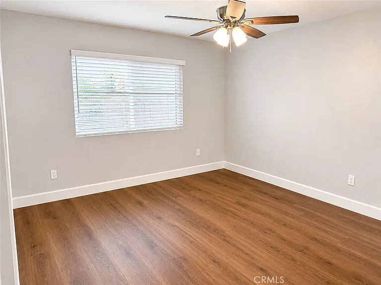 11987 Pomering Rd — Photo 17