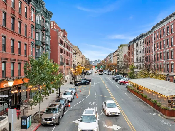 61 14th Street image 28 of 31