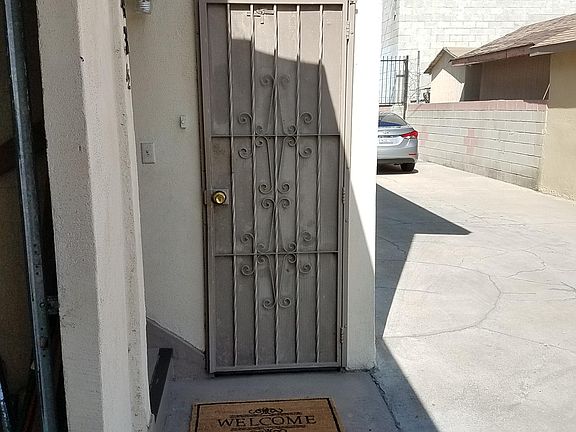 4th image of 5843 Bonsallo Ave