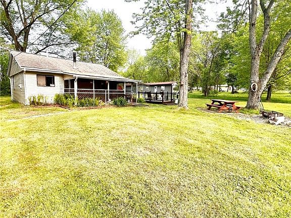 3rd image of 12662 Sylvia Dr